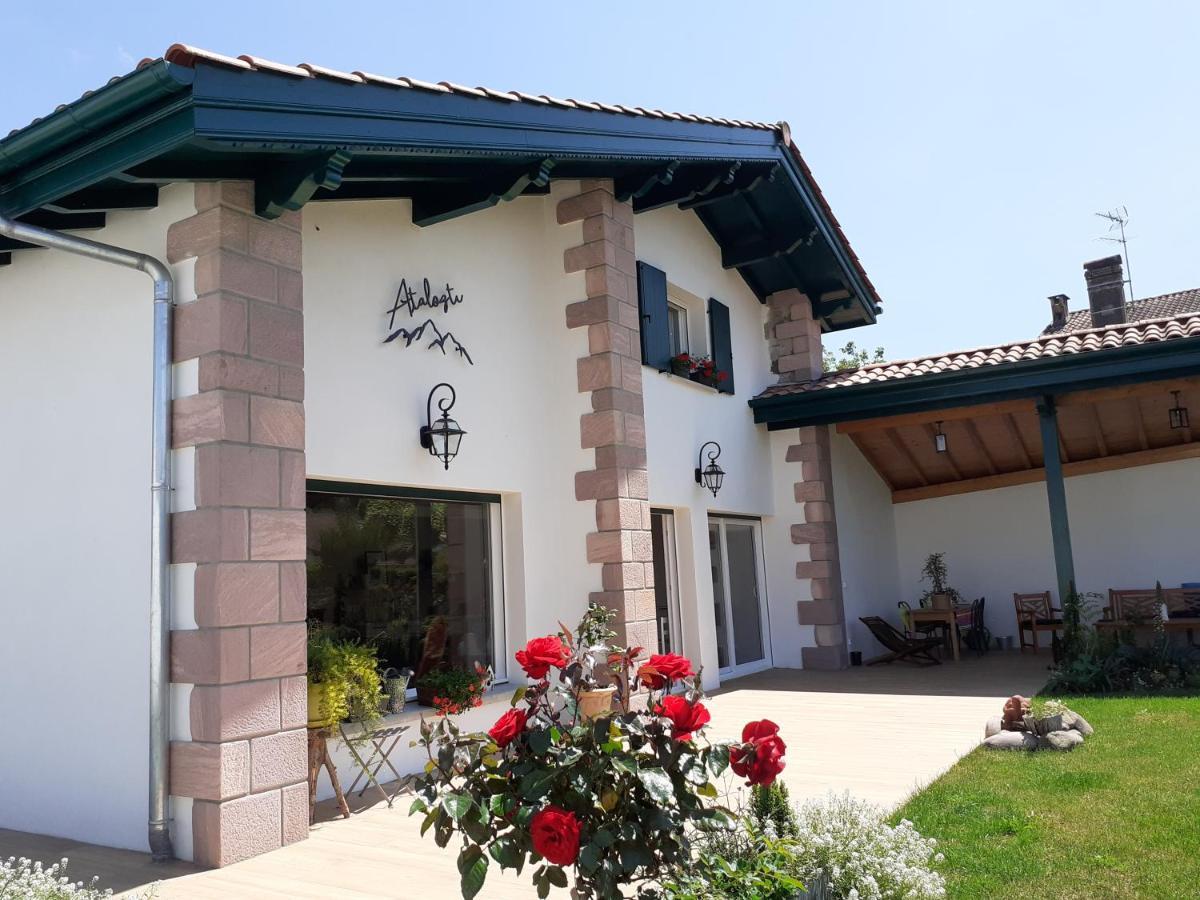 Atalozti Maison D'Hotes St Jean Pied De Port Ascarat Exterior photo